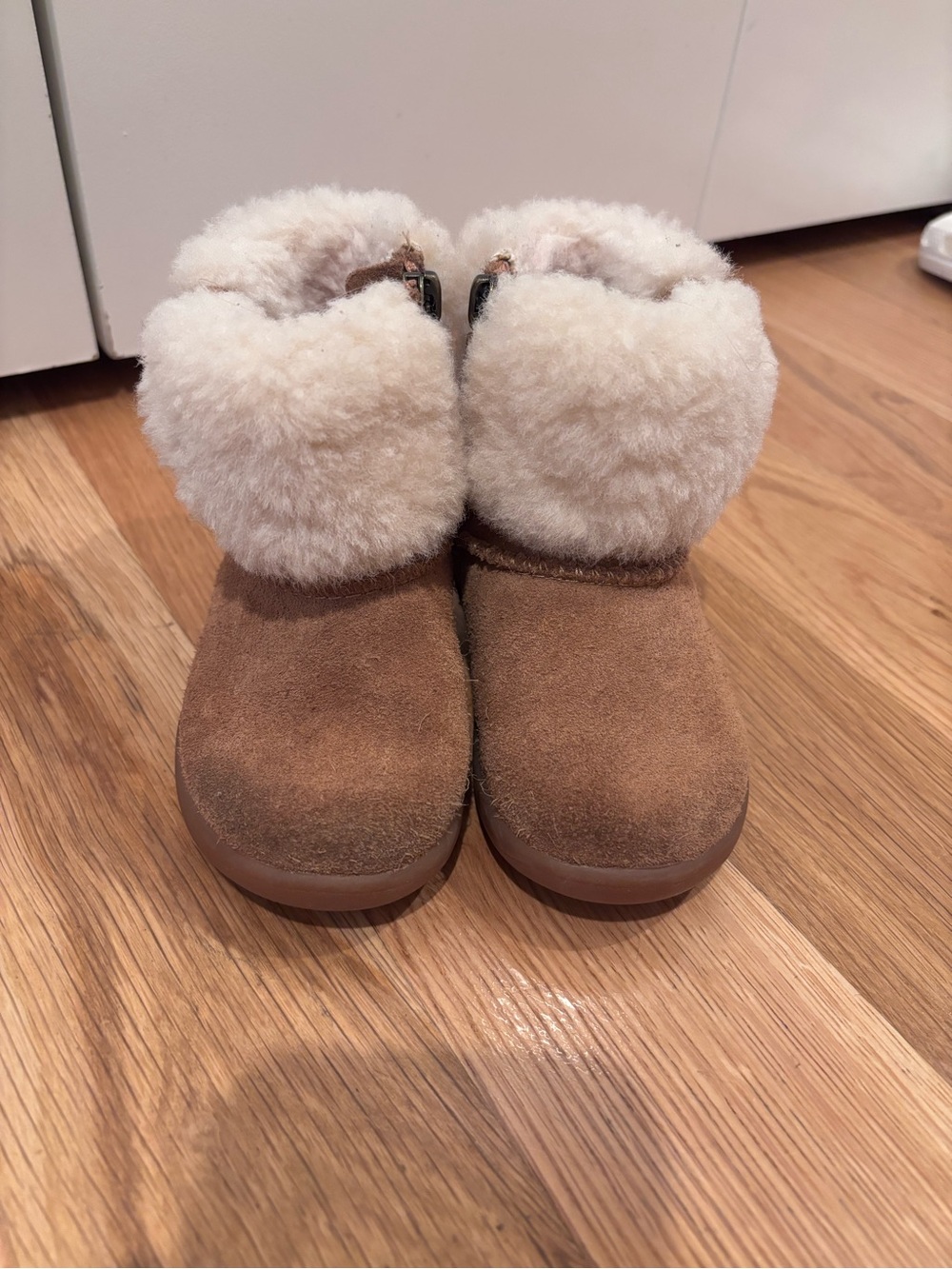 Toddler UGG boots. 6T.
